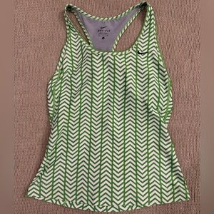 Small Nike Drifit Ladies Workout Tank Top w/ Bra